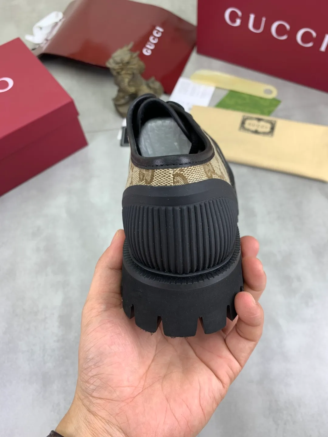 Men's Men's Shoes 💰P420 💰【New Style】 Gucci lazy slip-on couple 🧑‍🤝‍🧑 style high-top leather shoes hot selection (Gucci GUCCI) official website latest Gucci lazy 🎁 leather shoes, hot style 💥 style is simple and elegant, exclusive for trendy men. Unique official website latest brand original double G pressure Floral elements 👑 Original Gucci decoration, fashionable and elegant, fabric original calfskin with double G denim ✅ Fully imported soft sheepskin lining, official website designated wear-resistant lightweight foam business outsole, classic model taken in kind 🎬 Size: 35-46 Various colors available